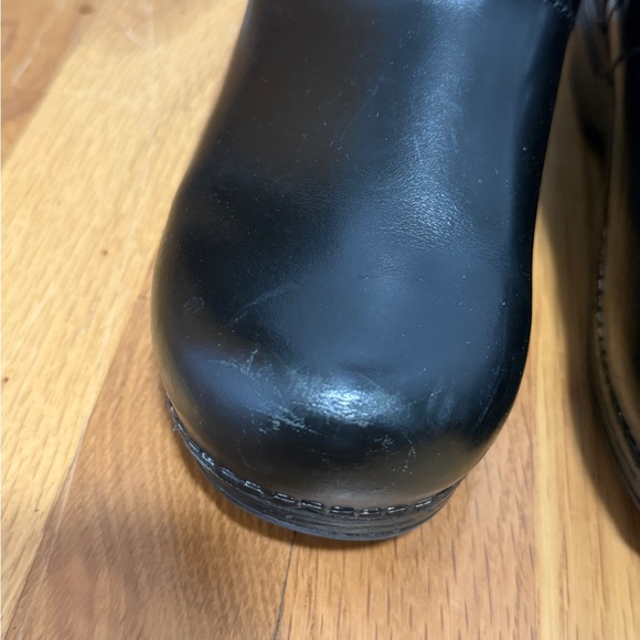 Dansko XP Black Clogs Size 39 - Picture 6 of 9